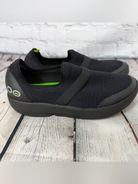 OOFOS OOmg Low Mesh slip-on recovery size 8.5